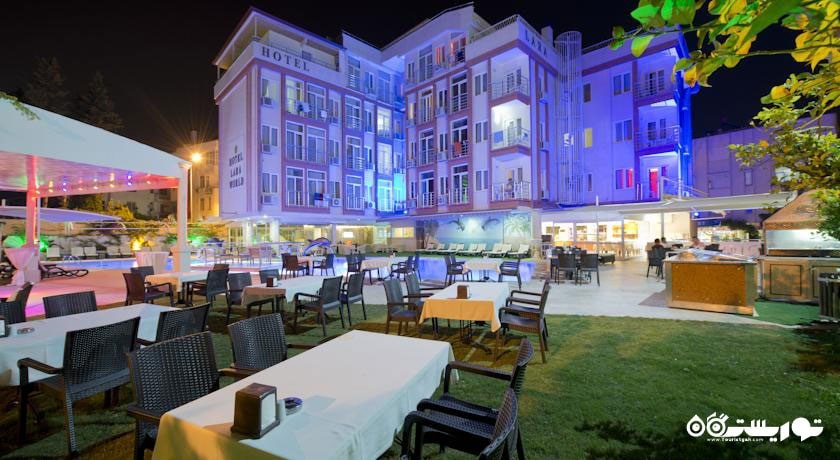 رستوران فضای باز هتل